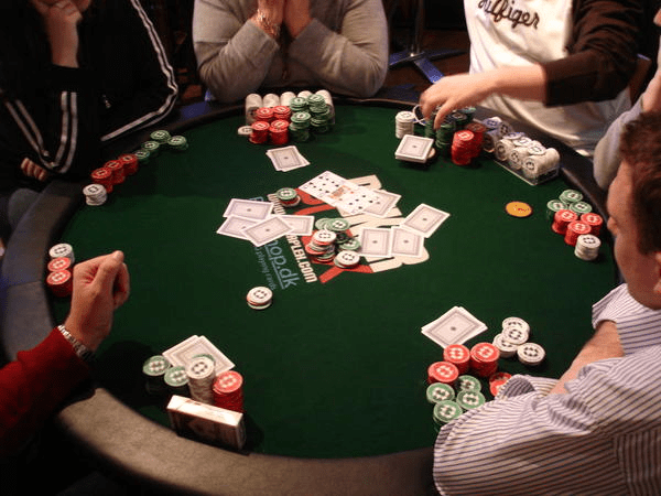 Giới thiệu về những loại bài Poker được ưa chuộng nhất hiện nay 
